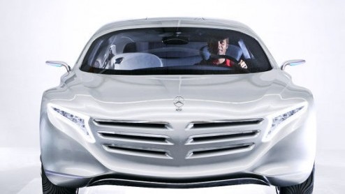 Nadat we vorige week konden melden dat Mercedes-Benz met een bijzondere concept car de show in Frankfurt zou stelen is het nieuws nu boven water; op de IAA staat de Mercedes F125 Concept met brandstof