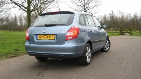 De nieuwe Skoda Fabia is nu een paar maanden op de markt. Van de vorige generatie was naast een hatchback ook een sedan en een stationwagon  Combi - in het modelgamma opgenomen. Dat er een nieuwe Fab