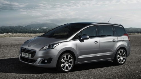 Peugeot presenteert op IAA Frankfurt ook de vernieuwde 3008 en 5008.