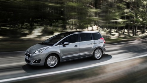 Peugeot presenteert op IAA Frankfurt ook de vernieuwde 3008 en 5008.