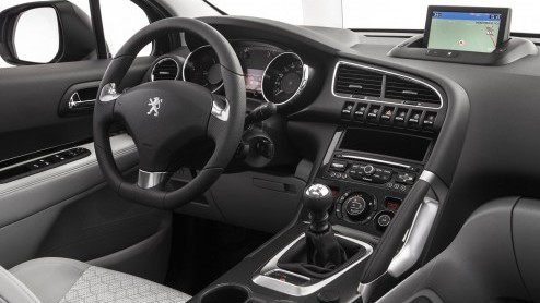 Peugeot presenteert op IAA Frankfurt ook de vernieuwde 3008 en 5008.