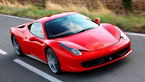Toevallig net een nieuwe Ferrari gekocht? Aardig om te weten dat alle onderhoudsbeurten gedurende zeven jaar zijn inbegrepen. Scheurt wel zo lekker