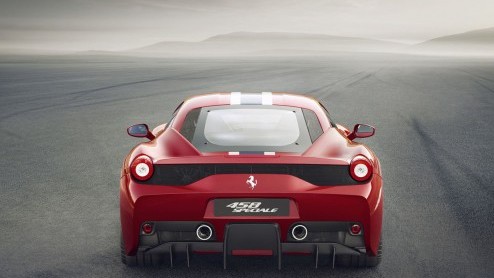 Ferrari heeft op basis van de 458 Italia een nieuwe uitvoering in het leven geroepen, de 458 Speciale. Verbeteringen voor de aandrijflijn, de aerodynamica en de dynamische prestaties.