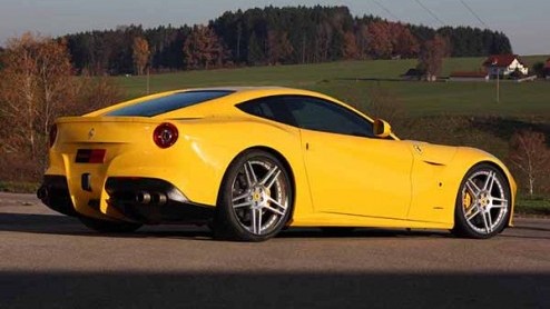 Novitec Rosso komt met een gemodificeerde versie van de Ferrari F12berlinetta. Kopers kunnen rekenen op zowel een aangepast uiterlijk als meer motorvermogen. Jawel, de tuner heeft nog wat rek gevonden