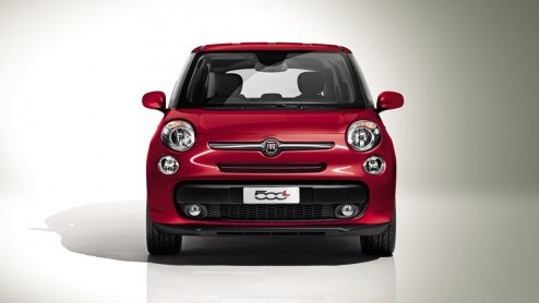 De Fiat 500L staat vanaf november bij de dealer. Toch is de ruime 500 al op 24 juni te zien tijdens Italia a Zandvoort, het evenement voor Italiaanse autos en lifestyle. Komt dat zien!