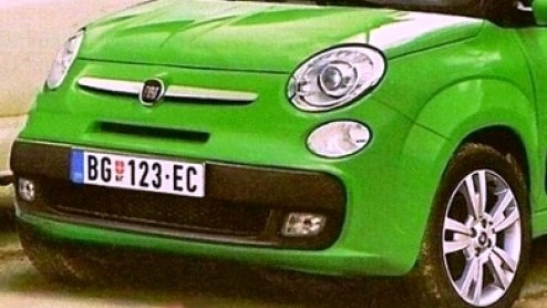 Afgeleid door de nieuwe Fiat Panda - die nu richting de dealers gaat - zouden we bijna vergeten dat die auto er een groter broertje bij krijgt. Fiat heeft namelijk een compact ruimte-autootje in voorb