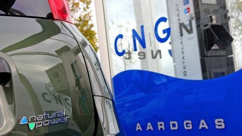 Aardgas  of biogas, of een mengsel van die twee  wordt als autobrandstof steeds interessanter. Niet alleen doordat de prijs aan de pomp zr concurrerend is met benzine, diesel of LPG, maar ook door