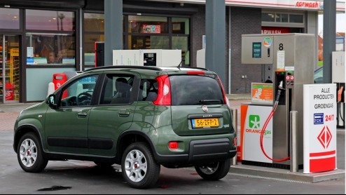 Aardgas  of biogas, of een mengsel van die twee  wordt als autobrandstof steeds interessanter. Niet alleen doordat de prijs aan de pomp zr concurrerend is met benzine, diesel of LPG, maar ook door