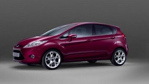 Het moment is eindelijk daar. Ford heeft de nieuwe Fiesta onthuld. De veelgenoemde naam Verve is het toch niet geworden. De looks van de concept zijn in ieder geval wel grotendeels overgenomen. Aan he