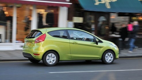 Fords nieuwe Fiesta ECOnetic staat vanaf nu bij de dealer. De tweede generatie is nog zuiniger dan zijn voorganger en daardoor wegenbelasting- en BPM vrij. Bijtellers betalen slechts 14% over de sche
