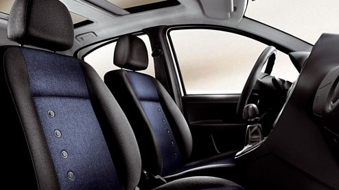 Nu de nieuwe Fiat Panda in zicht komt wordt het huidige model door de importeur afgeprijsd. Voortaan is de Panda er vanaf 6.990 euro. Ook andere uitvoeringen zijn in prijs verlaagd.