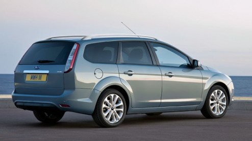 Na de al genoemde vernieuwde Ford Focus ST kunnen we nu ook de reguliere hatchback en Wagon presenteren. Met vernieuwde techniek, Kinetic styling en een hoogwaardiger interieur moet de Focus weer hele