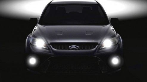 Voor wie de Ford Focus ST nog iets te mild is, moet in 2009 eens opnieuw langs de dealer gaan. Dan verschijnt namelijk de langverwachte Focus RS! In juli 2008 kunnen we al een concept tegemoet zien op