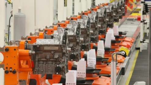Ford start met de productie van de 1.0 Ecoboost motor die in de geplande B-MAX, C-MAX en nieuwe Focus komt te liggen. De driecilinder is zo zuinig dat de Focus BPM- en wegenbelastingvrij kan worden aa