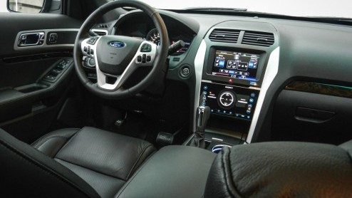 Autotest van de Ford Explorer 2.0 Ecoboost, een full-size SUV met alle luxe maar een klein hartje.