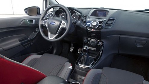 Autotest Ford Fiesta 1.0 80pk. Driecilinder ook znder turbo goed te pruimen.