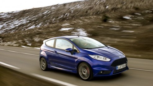 De ST-modellen van Ford lijken een schot in de roos. De Focus ST is in de eerste 3 maanden van dit jaar nog altijd de bestverkochte hot hatch van Europa en ook de Fiesta ST maakt een vliegende start.