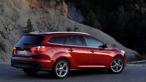 Volstrekt geniaal. Niet minder dan revolutie op motorengebied. En eigenlijk nauwelijks te geloven  als ik er niet zelf mee had gereden. We hebben het over de Ford Focus 1.0 EcoBoost, een ultra-zuinig
