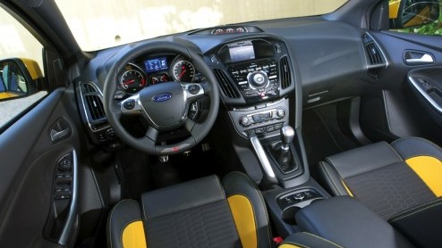 Nieuwe Ford Focus ST maakt een vliegende start in de verkoop.