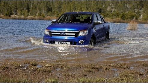 Ford heeft de nieuwe Ranger dan eindelijk geprijsd. De eind 2010 gepresenteerde pickup scoort met veel paardenkracht, een hoog laadvermogen, luxe opties en een vijfsterrenscore in de EuroNCAP. Prijzen