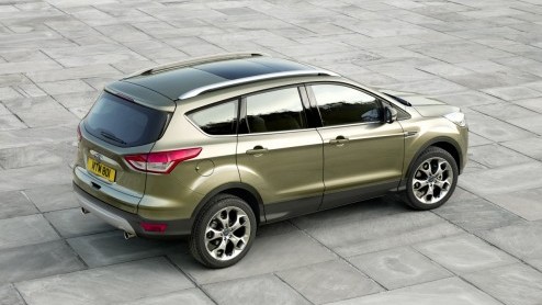 De nieuwe Ford Kuga is nu nog meer een feit. Waarom? Aan de vooravond van de Autosalon maakt Ford meer details bekend. Er worden vier motoren beschikbaar, en 4WD behoort tot de mogelijkheden.