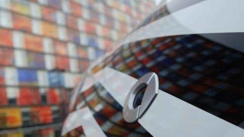 Er zijn van die autos waar je helemaal lyrisch van bent, of juist totaal niet bekoren kan. De smart fortwo is daar n van. Zijn compacte afmetingen en kekke interieur maken m eigenzinnig en praktis