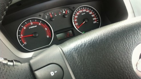 Ssangyong is in Nederland terug van weggeweest. De nieuwe importeur van het Koreaanse merk valt met de neus in de boter, nu de benzineversie van de nieuwe Korando en Actyon Sports pick-up gereed is vo