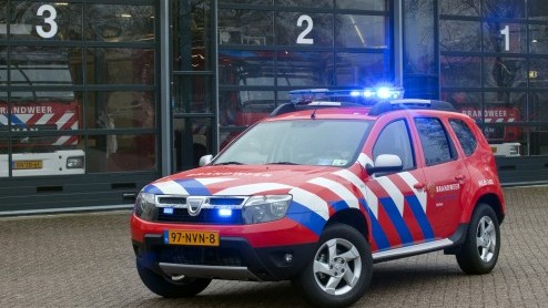 De Dacia Duster is niet te duur en veelzijdig. Een ideale auto voor boswachters, zo zagen we eerder. Nu is ook het brandweerkorps in Heiloo 'om'. De Dacia Duster treedt als dCi met 4x4 aan in een pass