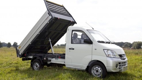 Het in het Overijsselse Goor gelegen Allmotive biedt nu in Nederland verschillende elektrische auto's van Chinese makelij. Met de Freedom en Coolcar zet het bedrijf de eerste stap.