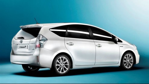 Dit is de nieuwste hybridetelg van Toyota, de Prius Wagon. De belastingvrije MPV debuteert volgende maand op de IAA Frankfurt. De Verso kan zn biezen pakken want de Prius in gezinsverpakking is BPM- 