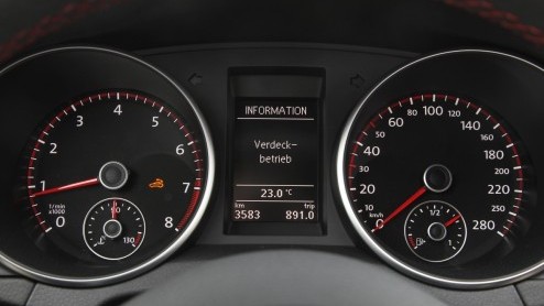 Volkswagen heeft nagedacht. Wat nou als we het genot van cabriorijden combineren met het rijplezier van een GTI. Zou de Golf GTI Cabriolet dan dubbele pret opleveren? Tijd om die vraag te bevestigen