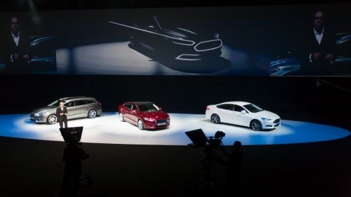 De nieuwe Ford Mondeo heeft zich al even laten zien en debuteert officieel in Parijs. Beelden van de Wagon waren er nog niet. Tot vandaag. Goed nieuws voor het overgrote deel (potentile) Mondeo-rijde