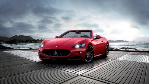 Maserati breidt het gamma van de GranCabrio uit en presenteert het eindresultaat op de Autosalon van Genve. Daar debuteert de GranCabrio Sport, met nog meer dynamiek, extra vermogen en dus volop rijp