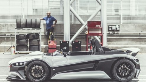Vhl Automotive neemt de Vhl 05 in productie. Tijdens de onthulling op het Goodwood Festival of Speed heeft de Mexicaanse autobouwer genoeg orders geschreven om een eerste serie van 20 exemplaren.