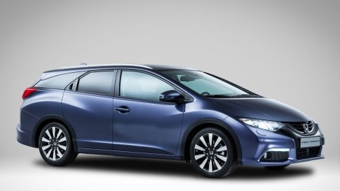 Honda heeft de eerste beelden en enkele details van de Civic Tourer de wereld rond gestuurd. De opvallend gestileerde station, die op de IAA in Frankfurt debuteert, blijkt een heus bagagewonder.