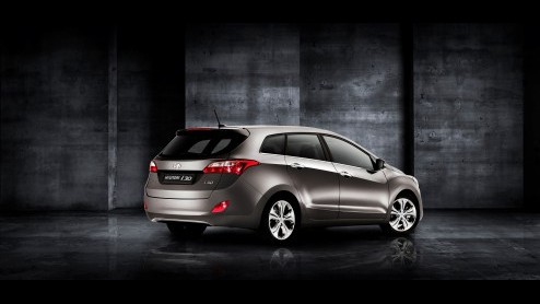 De Wagon-editie van de nieuwe Hyundai i30 staat vanaf augustus bij de dealer. Alle reden om de prijslijst op orde te hebben. De vanafprijs komt op 19.495 euro. De importeur verwacht dat zon 60% van d