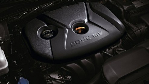 Hyundai is er klaar voor hun eerste turbobenzinemotor te introduceren. De 1.6 T-GDI met 204 pk mag de aftrap geven en komt om te beginnen in de Veloster te liggen. Daarnaast komen de Koreanen met een 