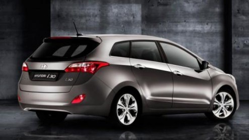 Hyundai publiceerde vandaag de eerste foto's van de nieuwe i30 Wagon die over een paar weken officieel zal worden onthuld in Genve. Na de vijfdeurs versie is dit de jongste variant in de nieuwe gener