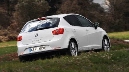 Wie in afwachting is van de nieuwe Seat Ibiza - en de Ibiza tour gemist heeft - kan toch nog zijn hart ophalen. Er zijn alvast nog meer foto's vrijgegeven van deze Spanjaard, dus vanuit alle hoeken, i