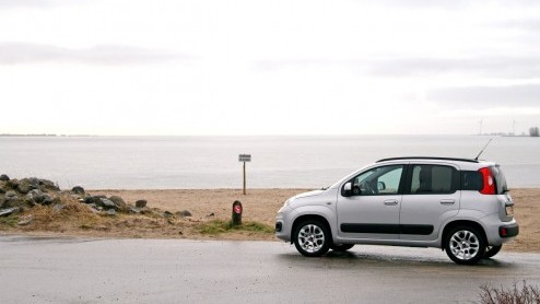 De Fiat Panda is n van de auto's die het segment van de 'stadsauto' groot heeft gemaakt. Met inmiddels een groot aantal concurrenten in de stad is succes voor de nieuwe generatie Panda niet volstrek