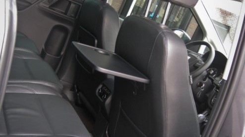 Goed nieuws voor grote gezinnen of grootverbruikers; de maxi-MPV wordt niet vergeten. Seat (en Volkswagen) komt - na lang wachten - met een nieuwe Alhambra voor de dag. Een weekje sturen in de Alhambr