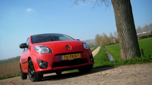 De vijver met belastingvrije autos is met de inmenging van Renault weer aardig uitgebreid. Naast de Clio dCi 85 is ook de Twingo groen genoeg voor het pretpakket fiscale voordelen. Renault biedt de
