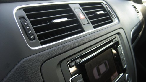 De middenklasse wordt door Volkswagen gedomineerd met de Passat. De iets kleinere Jetta pikt sinds jaar en dag  al dan niet onder een andere naam - een graantje mee. De nieuwe generatie heeft zich lo