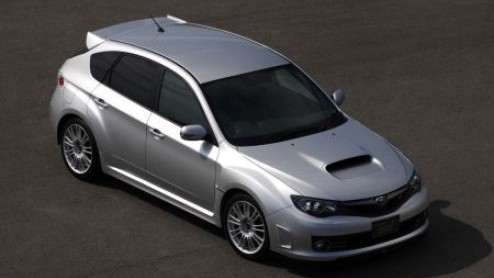 Daar is ie dan. De langverwachte Subaru Impreza WRX in STi uitmonstering. Het merk maakte de auto officieel bekend op de Tokyo Motor Show. De Japanners hebben zich flink uitgeleefd en de Impreza omget