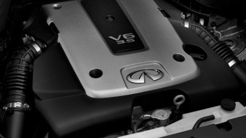 Hoewel Infiniti aan het eind van dit jaar officieel naar ons land komt, is het altijd al mogelijk geweest om via de grijze import Infiniti-modellen te bemachtigen. Pietersen US Carcenter heeft nu vo