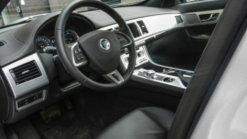 Jaguar XF Sportbrake autotest met de 2.2D S 200 pk diesel en achttrapsautomaat.