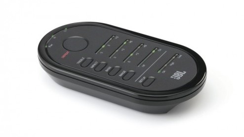 Je kunt tegenwoordig overal en altijd muziek luisteren, maar de kwaliteit van MP3 bestanden zijn niet altijd even optimaal. De JBL MS-2 accessoire brengt daar met een druk op de knop verandering in.