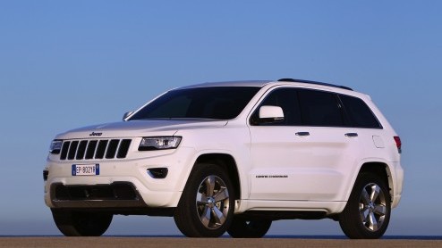 Autotest vernieuwde Jeep Grand Cherokee 2013. Gereden met 3.0 CRD en 3.6 benzine. Prijzen vanaf 64.990 euro.