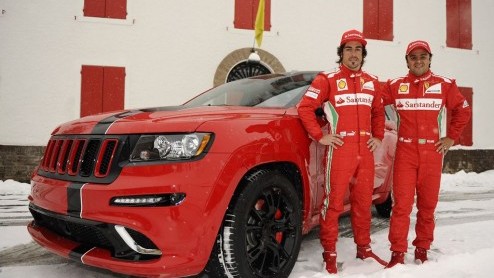 Jeep introduceert de Grand Cherokee SRT8 vanaf mei op de Europese markt. Om dit te vieren zijn twee speciale versies met Ferrari-looks overhandigd aan Ferrari F1-coureurs Fernando Alonso en Felipe Mas
