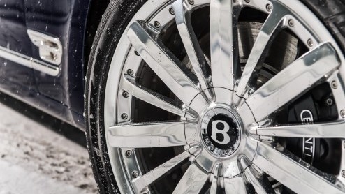 De ultieme Grand Tourer van Bentley, de Mulsanne, is naar een nog hoger plan getild. De Britten introduceren nieuwe infotainment en entertainmentmogelijkheden, een nog comfortabeler interieur en een
